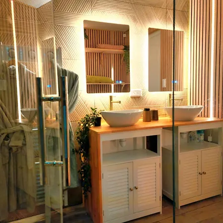 Oasis Apartman Ménesplet